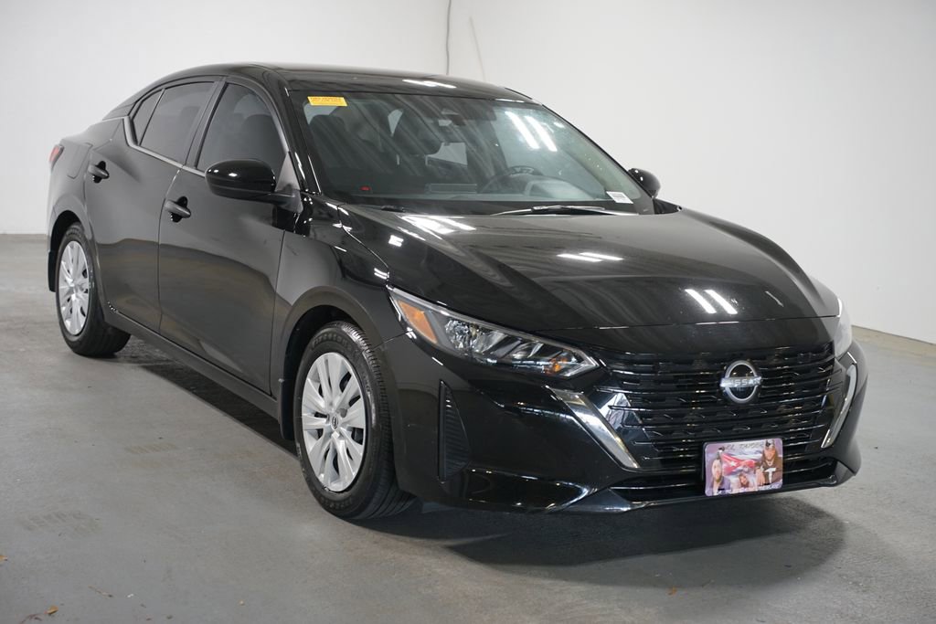 Used 2024 Nissan Sentra S FWD image 3