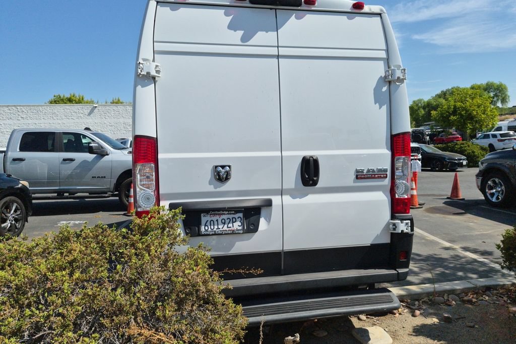 Used 2022 RAM ProMaster 2500 w/ Convenience Group FWD image 7