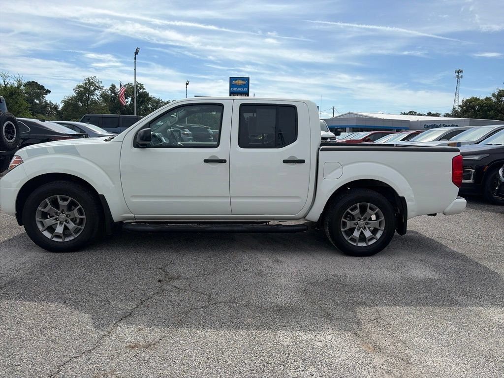Used 2021 Nissan Frontier SV RWD image 4