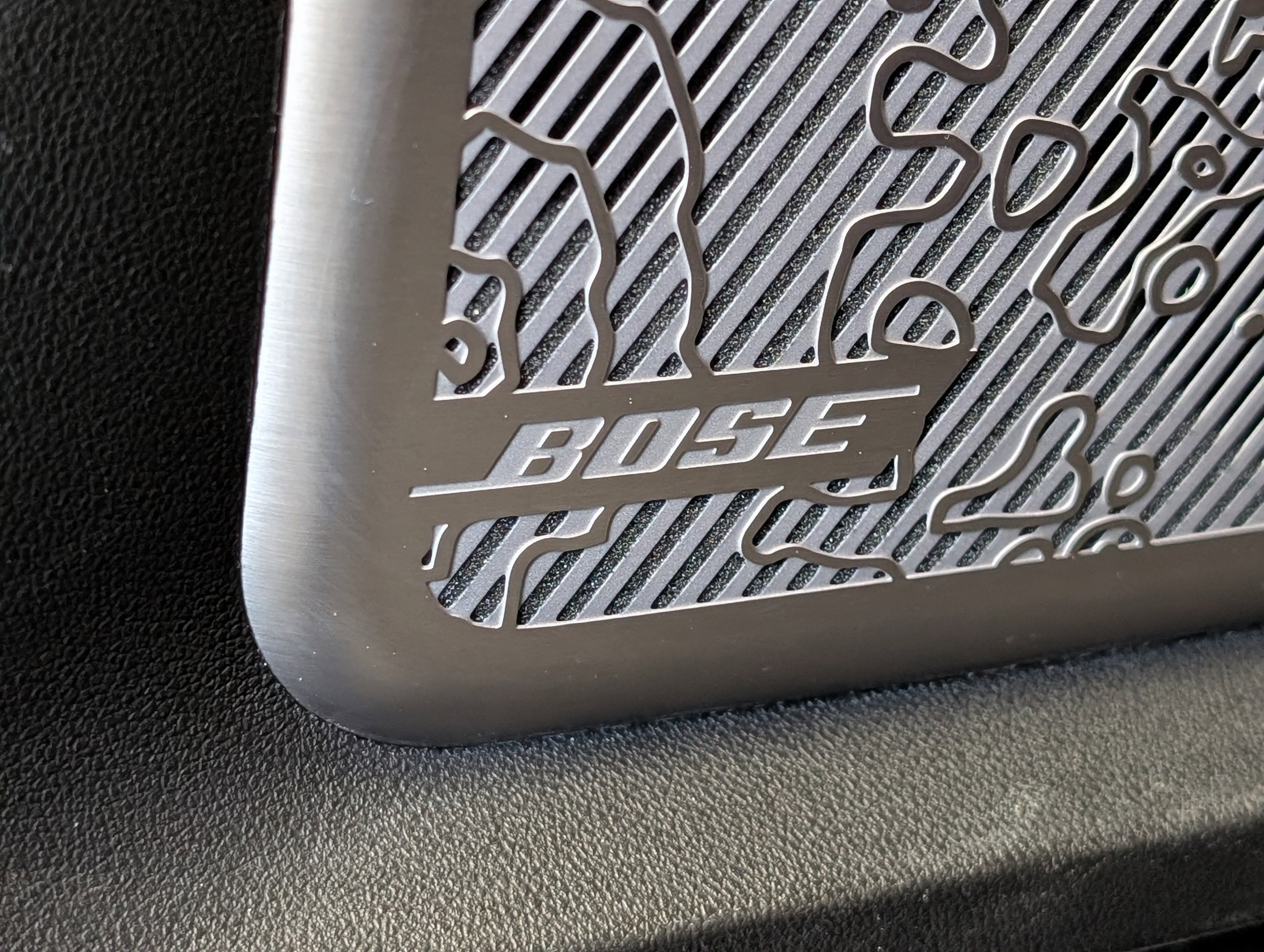 Used 2025 GMC Hummer EV 2X image 40