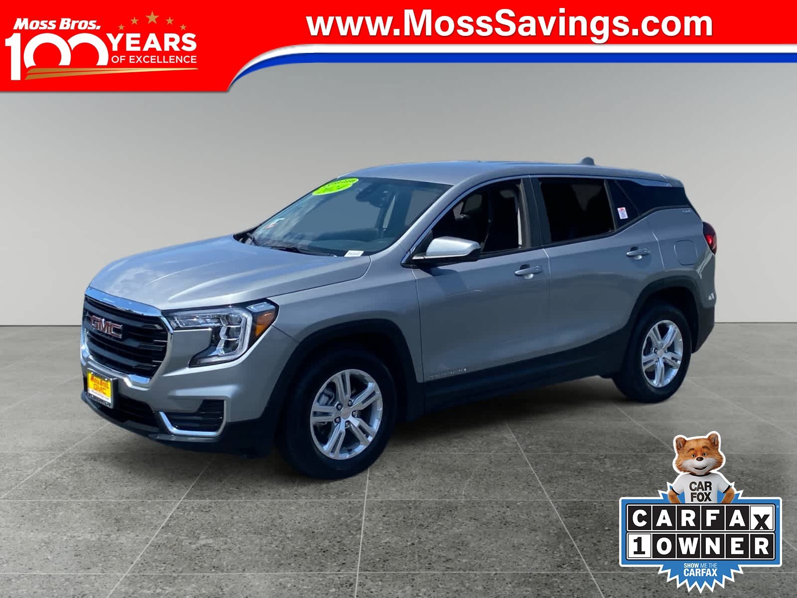 Used 2024 GMC Terrain SLE FWD image 1