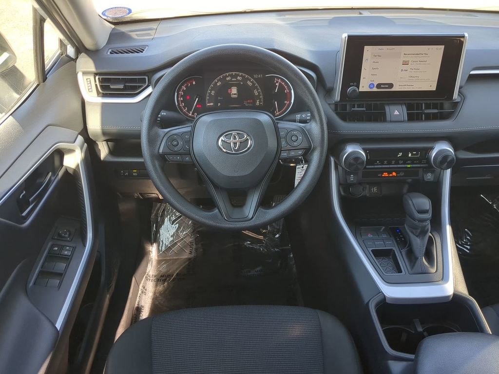 Used 2025 Toyota RAV4 LE image 17