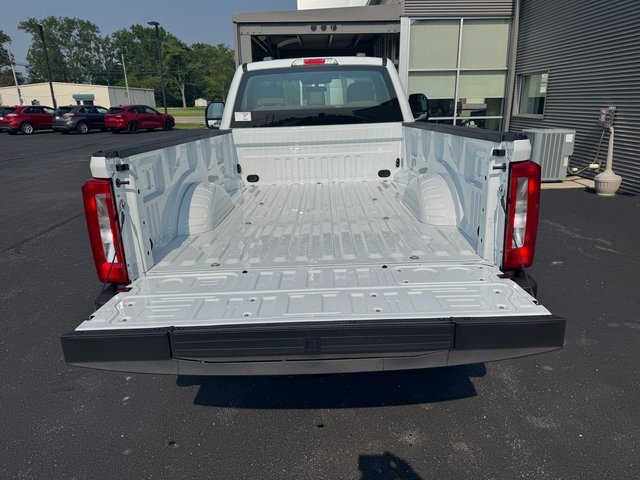 New 2025 Ford F250 XLT image 7