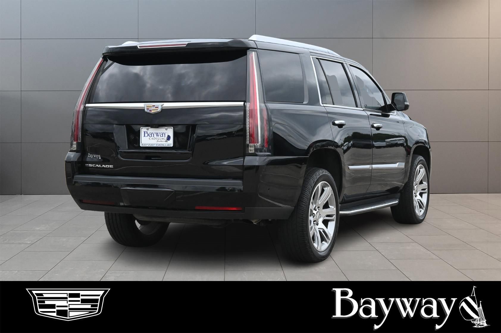 Used 2020 Cadillac Escalade Luxury AWD/4WD image 5