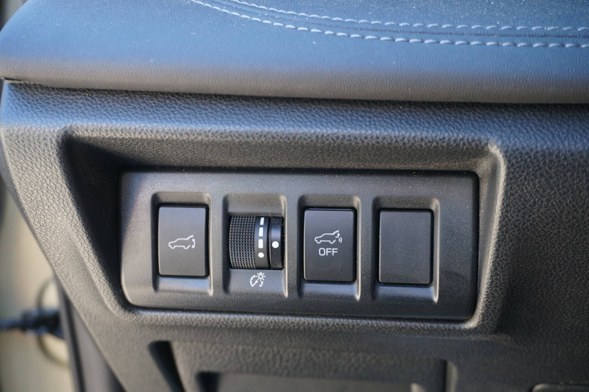 Used 2024 Subaru Outback Limited AWD/4WD image 17