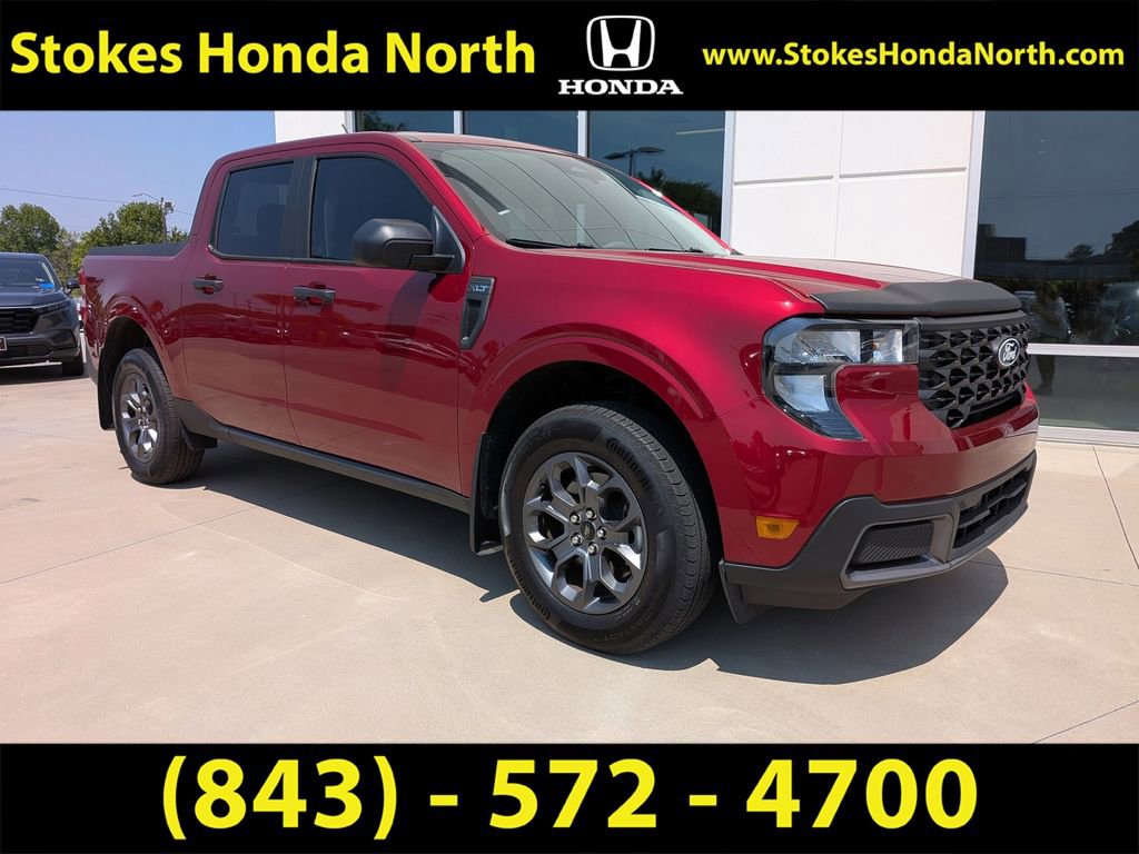 Used 2025 Ford Maverick XLT w/ Equipment Group 302A AWD/4WD image 2