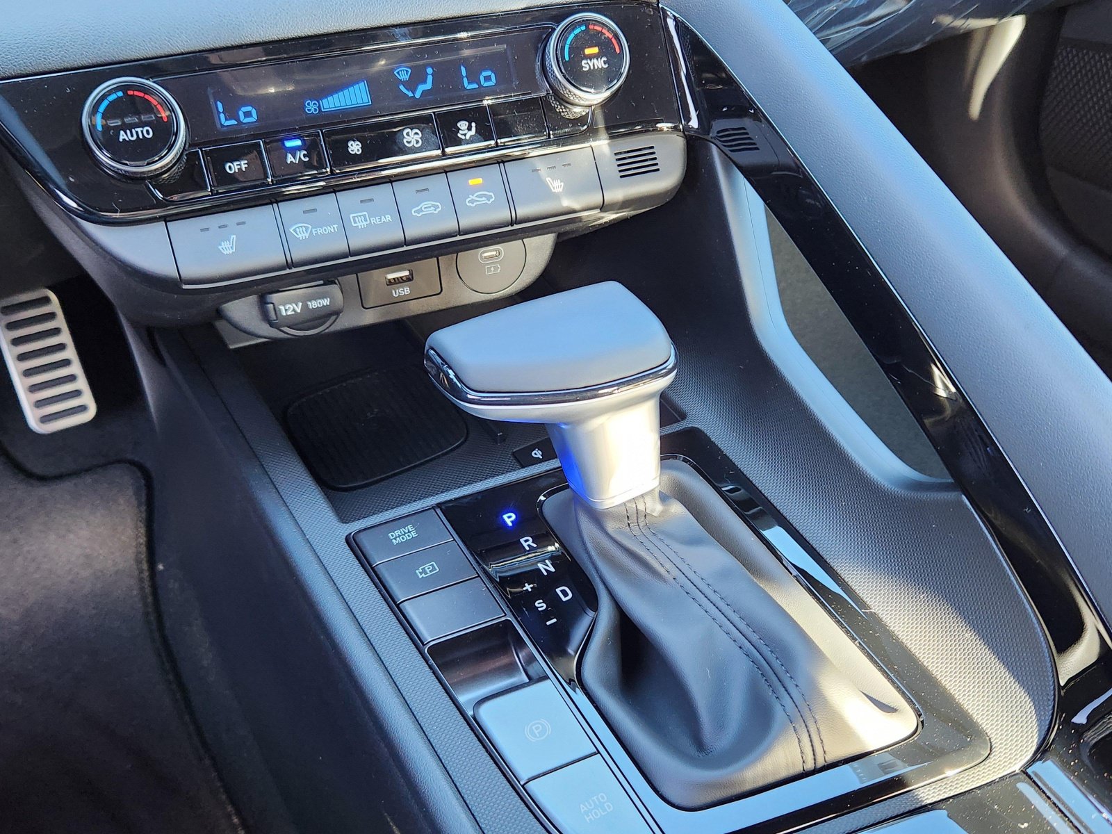 New 2026 Hyundai Elantra SEL Sport Premium FWD image 23