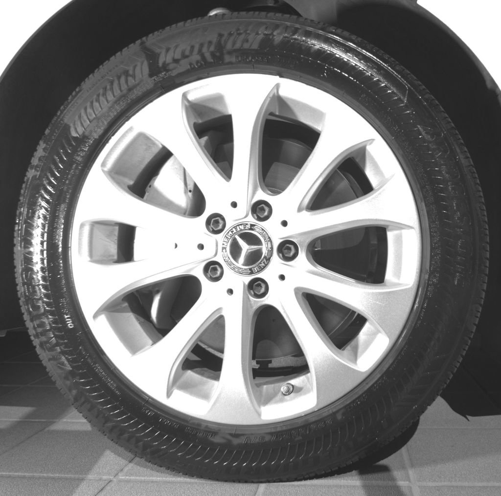Used 2017 Mercedes-Benz E 300 4MATIC image 25