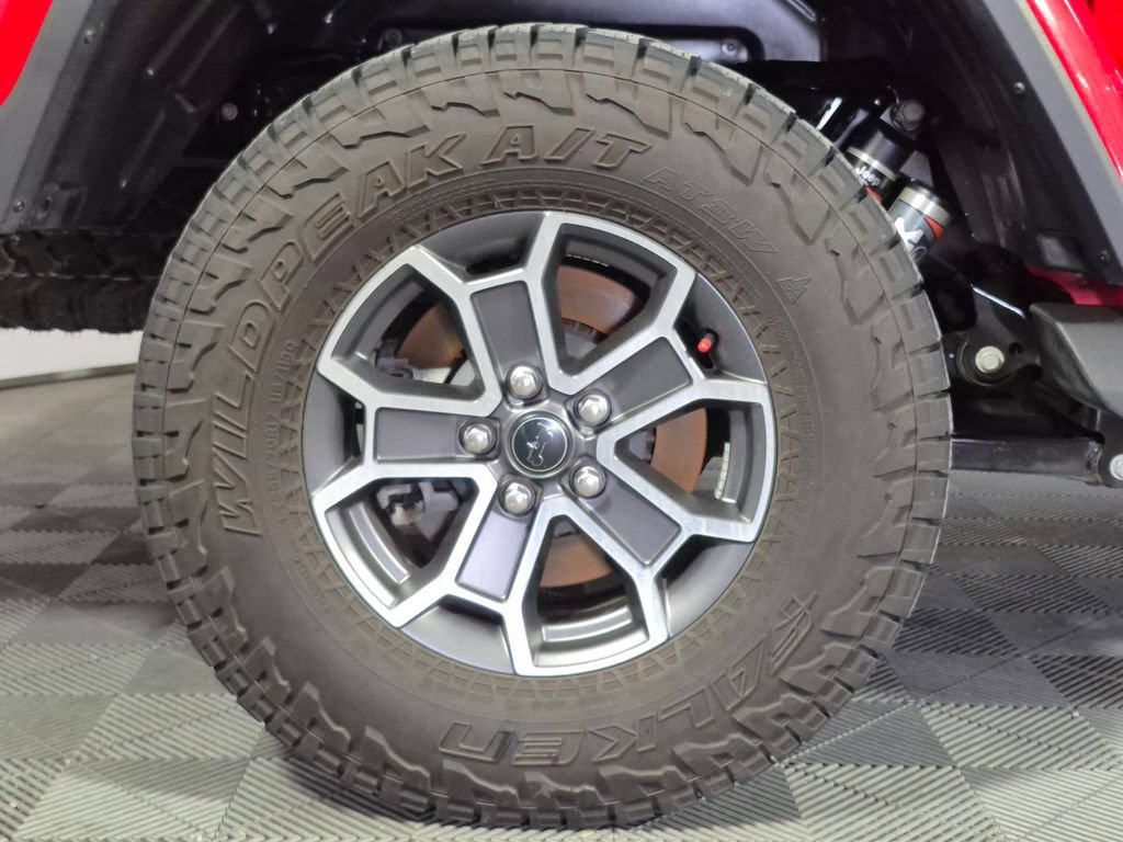 Used 2024 Jeep Gladiator Mojave AWD/4WD image 27