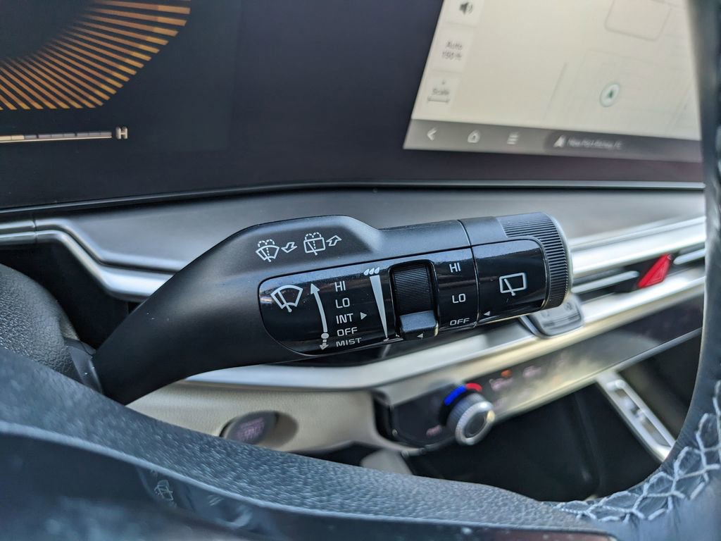 Certified 2024 Kia Sorento EX w/ Panoramic Sunroof Package image 34