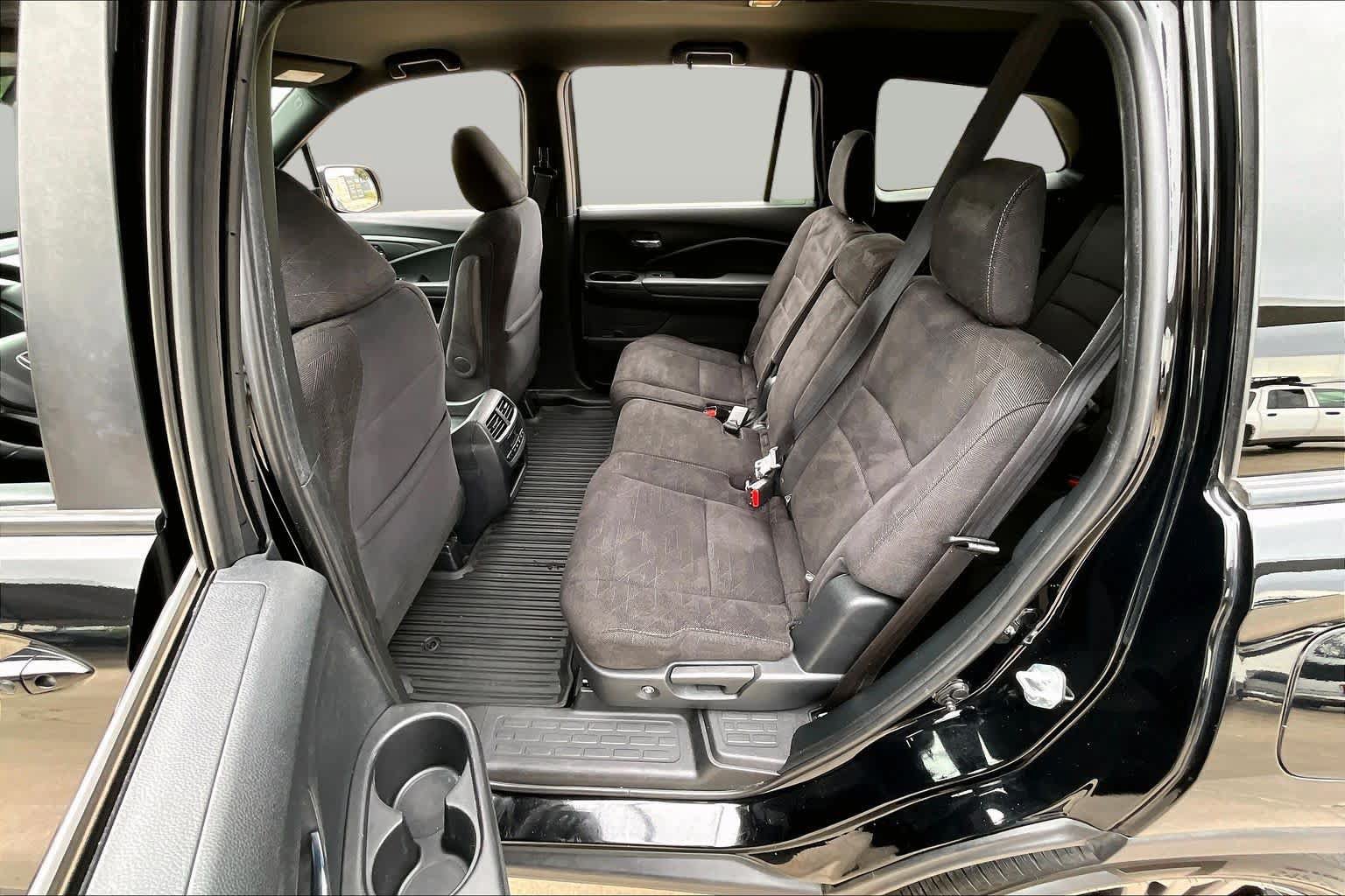 Used 2022 Honda Pilot Sport image 20