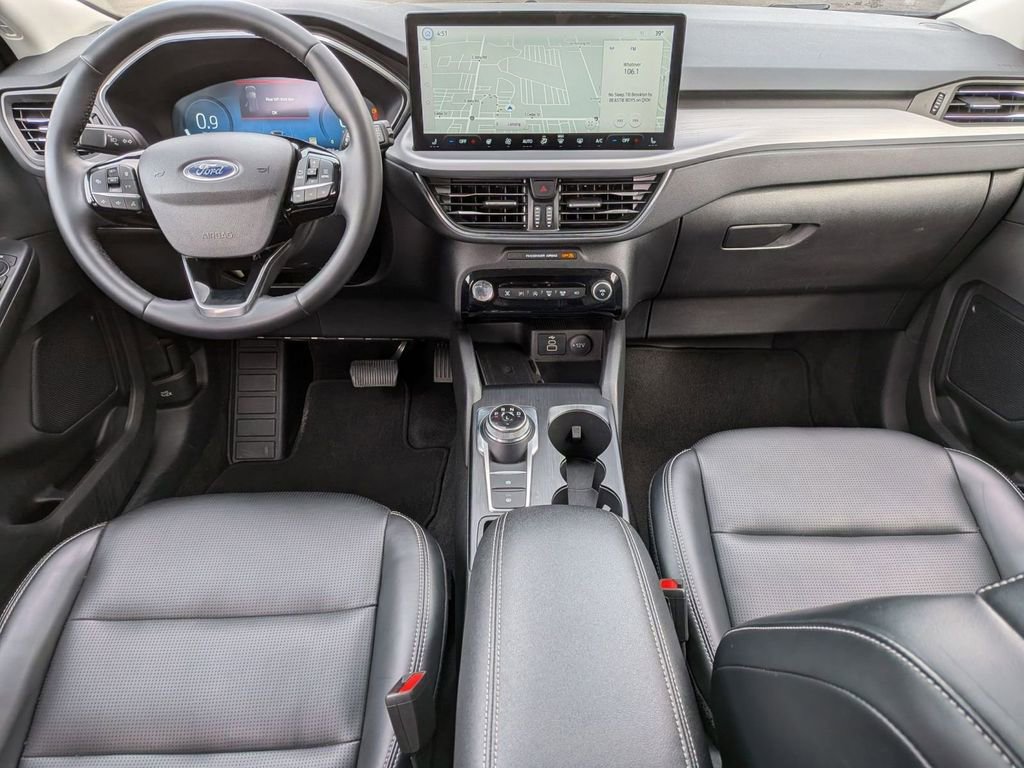 Used 2024 Ford Escape Platinum AWD/4WD image 26