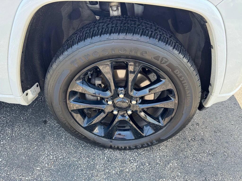 Used 2021 Jeep Grand Cherokee Laredo X AWD/4WD image 26