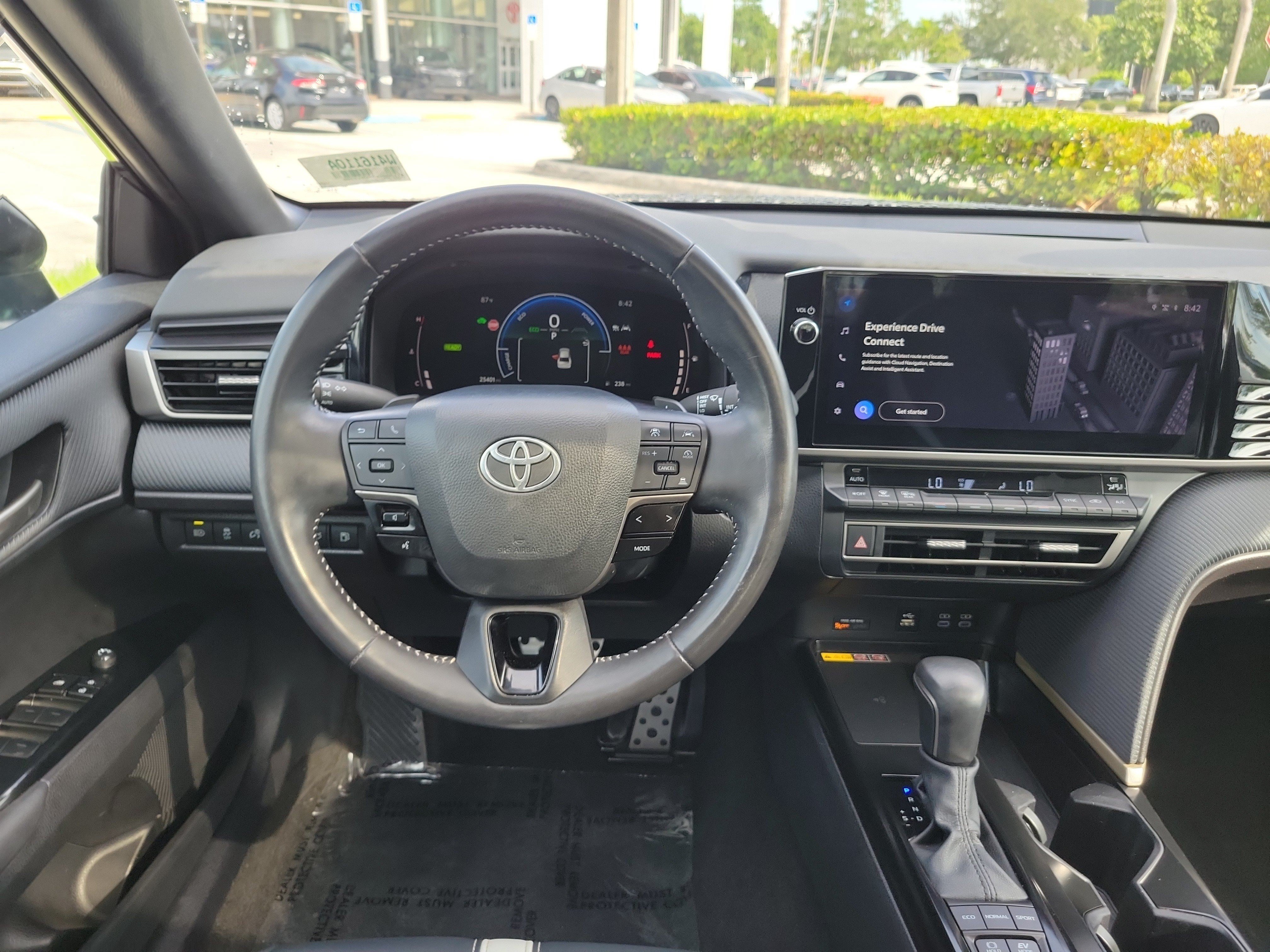 Used 2025 Toyota Camry SE w/ Multimedia Upgrade Package FWD image 17