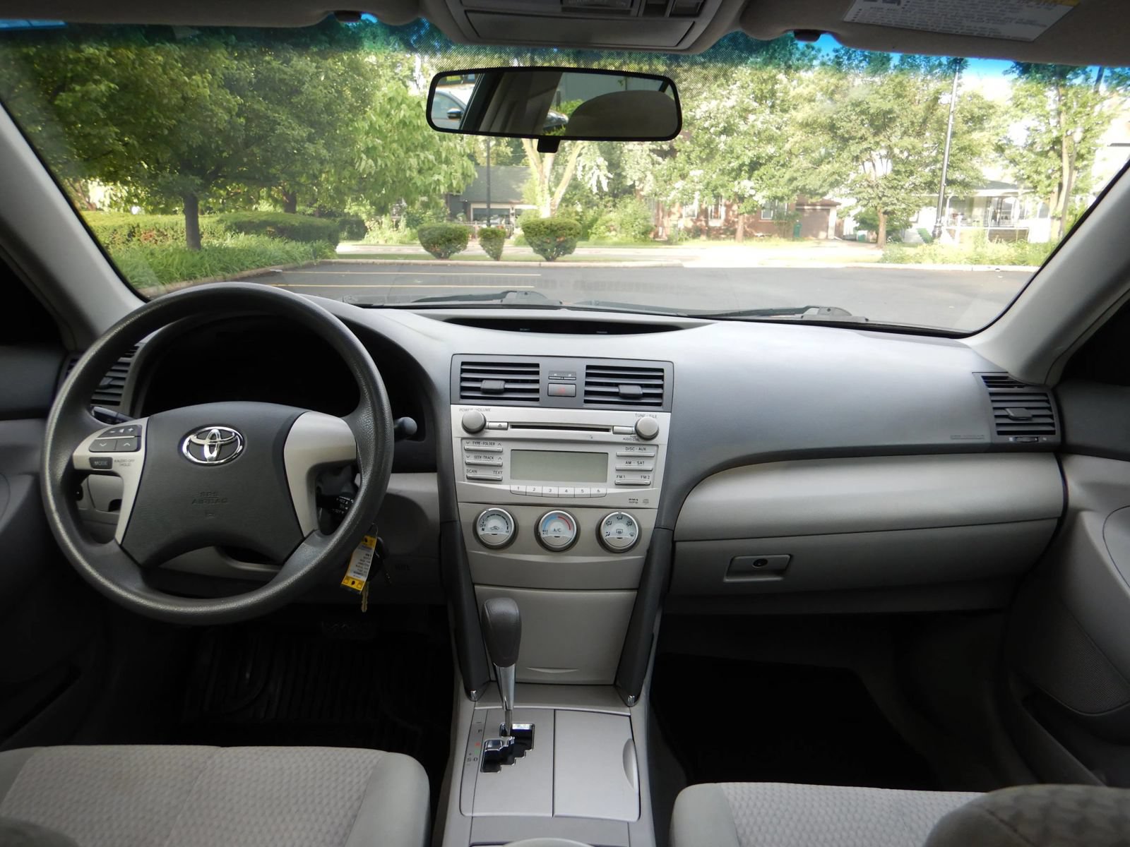 Used 2011 Toyota Camry LE w/ LE Extra-Value Pkg FWD image 22