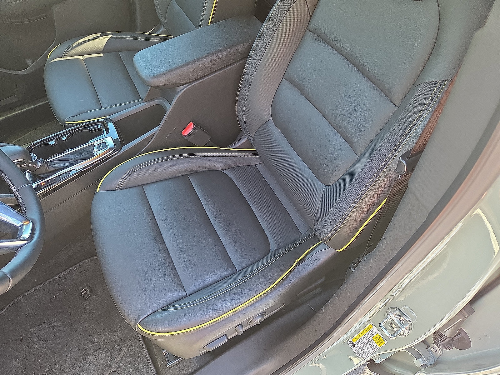 Used 2024 Chevrolet TrailBlazer ACTIV w/ Convenience Package AWD/4WD image 13