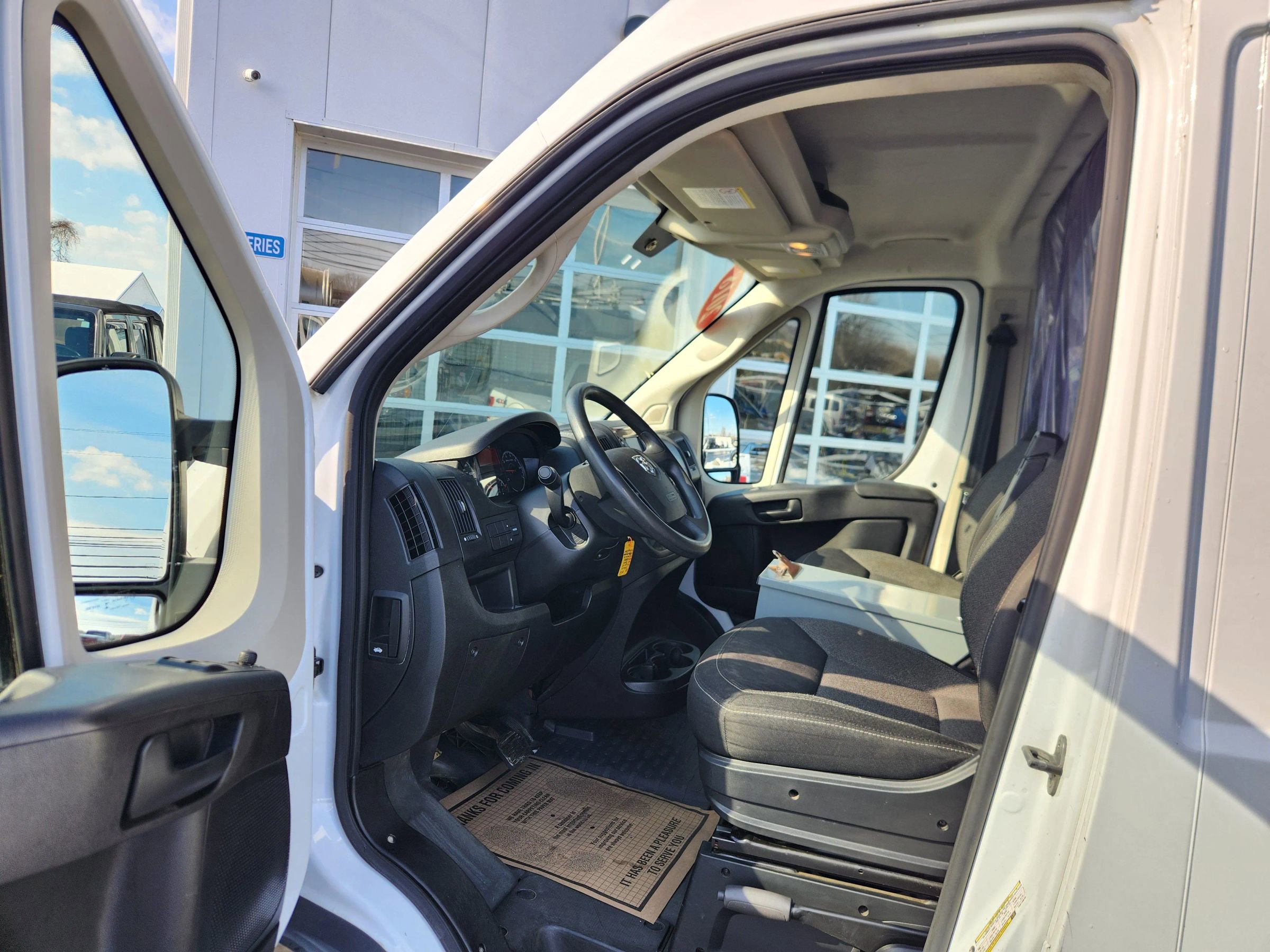 Used 2018 RAM ProMaster 2500 w/ Interior Convenience Group image 21