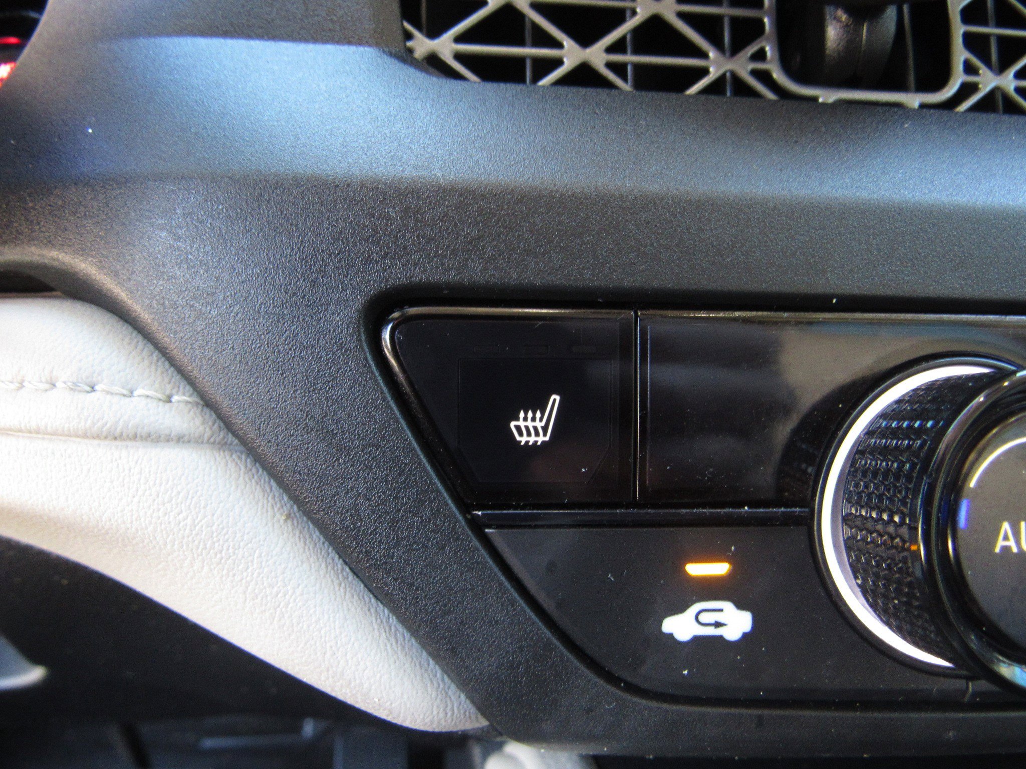 Certified 2024 Honda Accord EX image 20