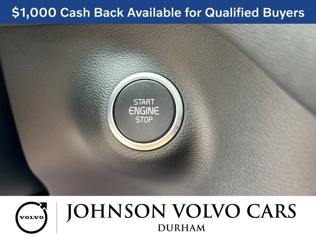 New 2026 Volvo XC40 B4 Core w/ Climate Package FWD image 25
