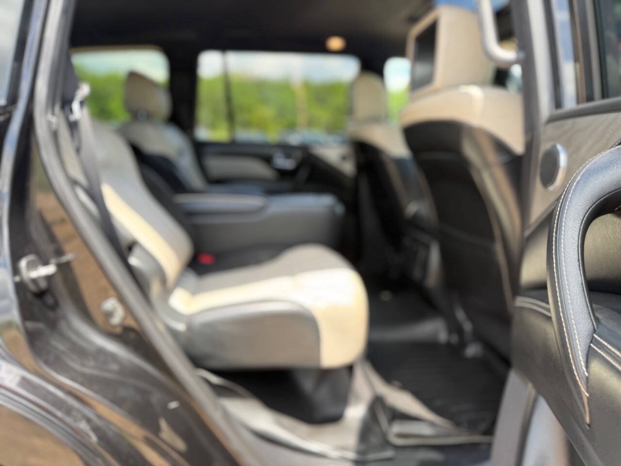 Used 2019 INFINITI QX80 Limited w/ All-Season Package AWD/4WD image 14