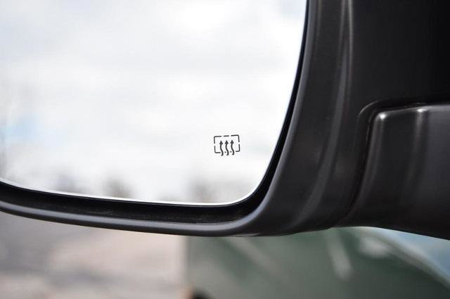 Certified 2024 Nissan Frontier SV w/ Technology Package image 12