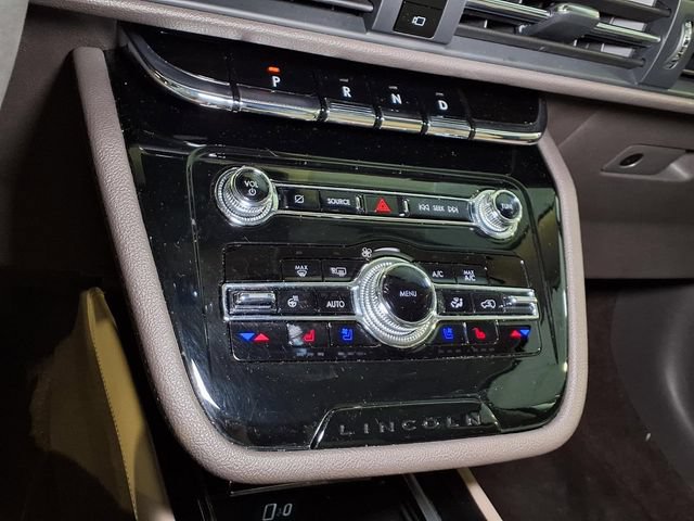 Used 2022 Lincoln Corsair FWD w/ Equipment Group 101A image 8