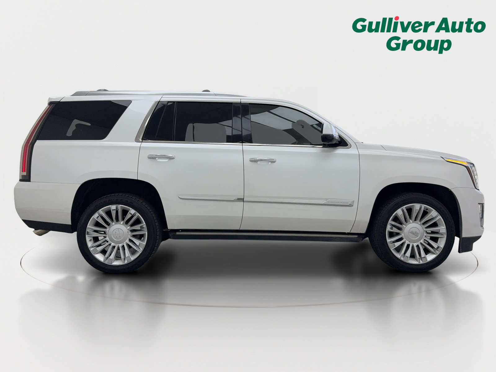 Used 2016 Cadillac Escalade Platinum AWD/4WD image 10
