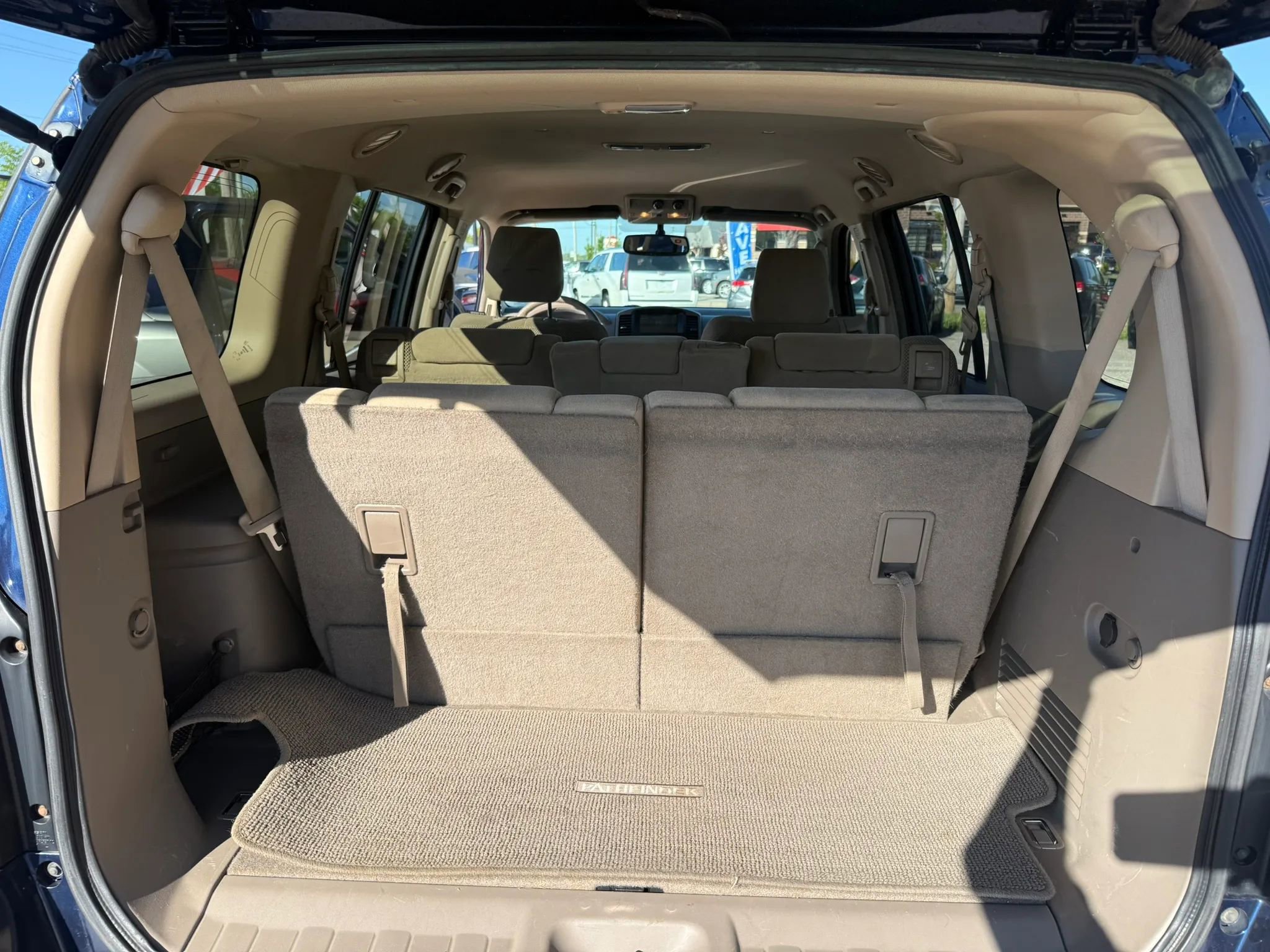 Used 2010 Nissan Pathfinder SE w/ SE Premium Journey Pkg RWD image 27