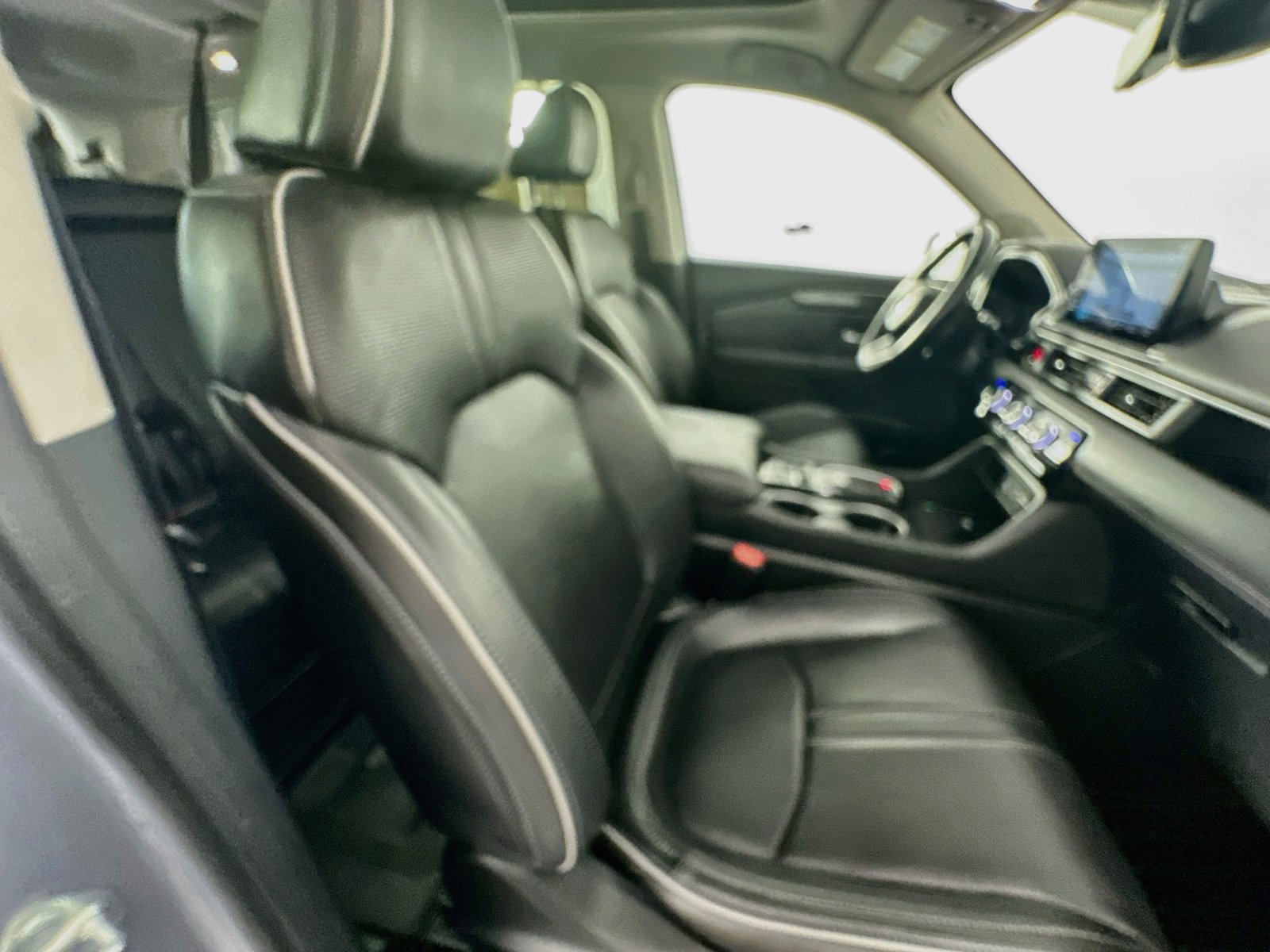 Used 2023 Honda Pilot Elite image 31