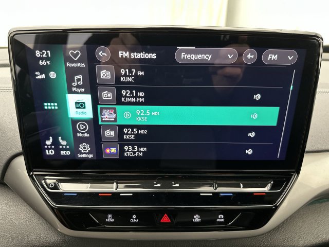 Used 2023 Volkswagen ID.4 Pro S Plus AWD/4WD image 18