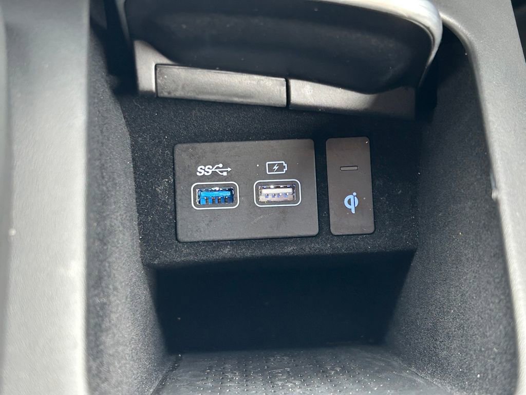 Used 2025 Genesis GV70 2.5T image 29