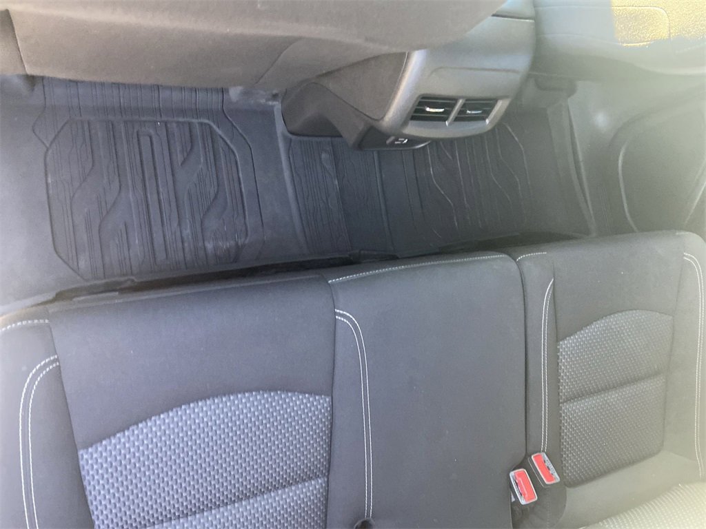 Certified 2022 GMC Terrain SLE w/ Driver Convenience Package image 34