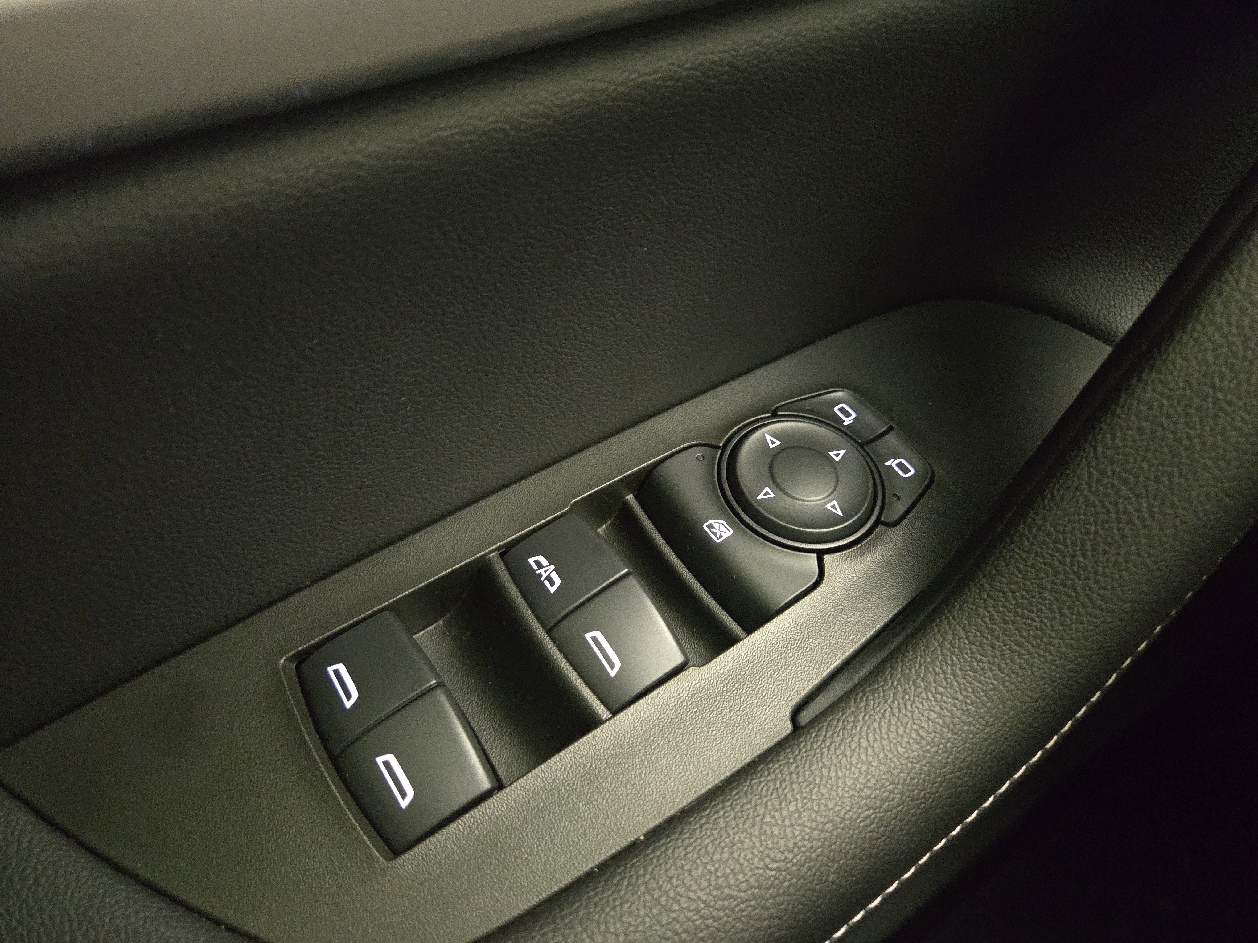 Certified 2024 Chevrolet Blazer LT w/ Driver Confidence Package image 28