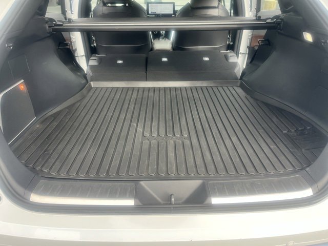 Used 2024 Toyota Venza Limited image 42