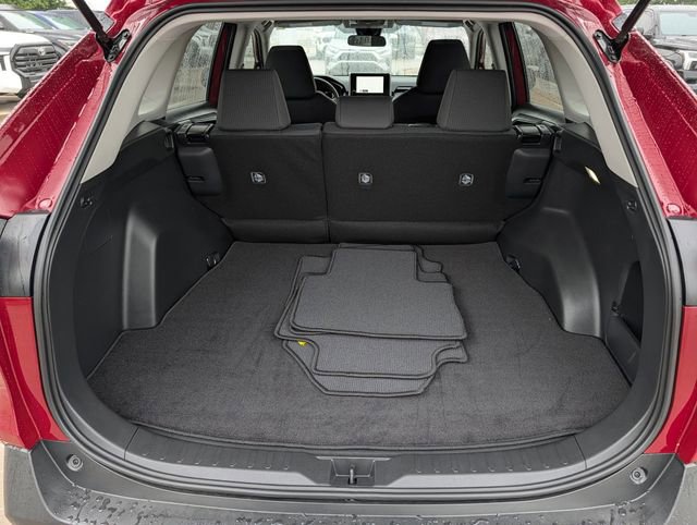 Used 2025 Toyota RAV4 LE FWD image 27