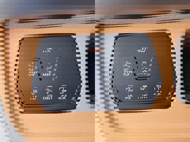 New 2025 Volkswagen ID. Buzz Pro S Plus image 21