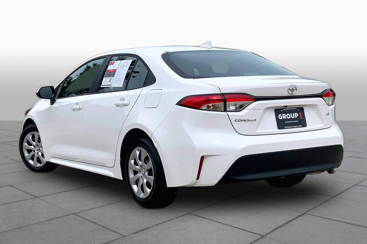 Used 2026 Toyota Corolla LE FWD image 12