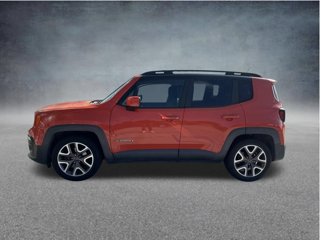 Used 2016 Jeep Renegade Latitude FWD image 3