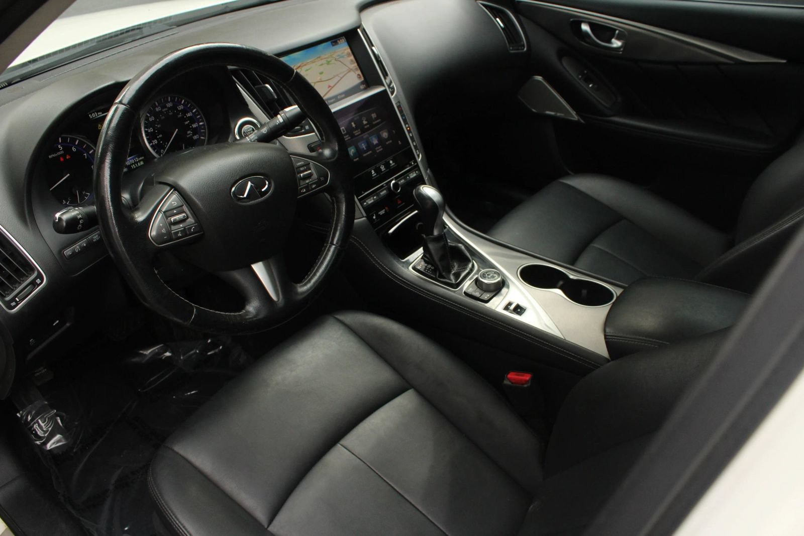Used 2017 INFINITI Q50 3.0t Premium w/ 3.0T Premium Plus Package AWD/4WD image 11