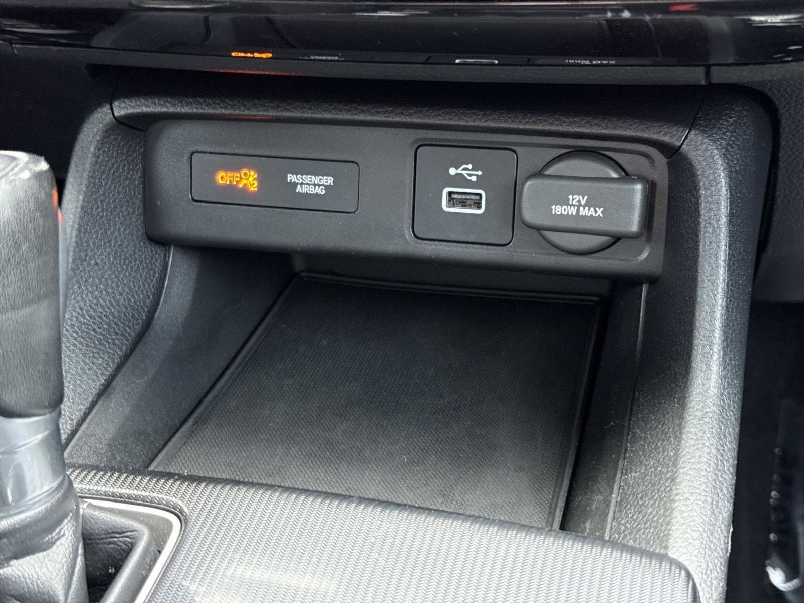 Used 2022 Honda Civic Sport image 6