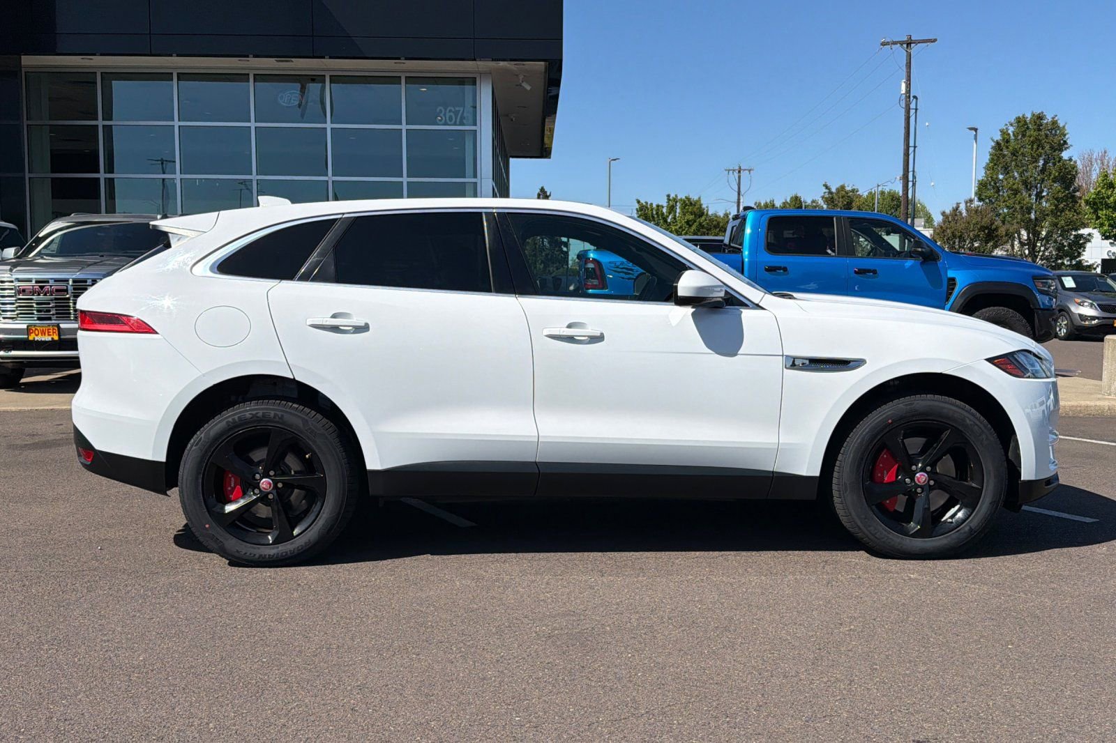 Used 2017 Jaguar F-PACE Prestige AWD/4WD image 3