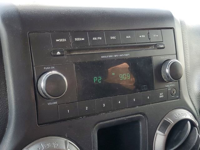 Used 2016 Jeep Wrangler Sport image 13