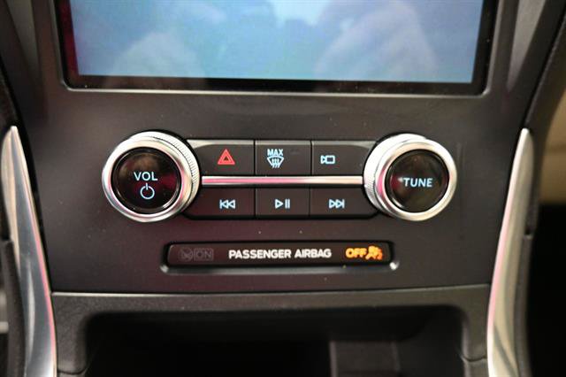 Certified 2024 Ford Edge Titanium AWD/4WD image 12