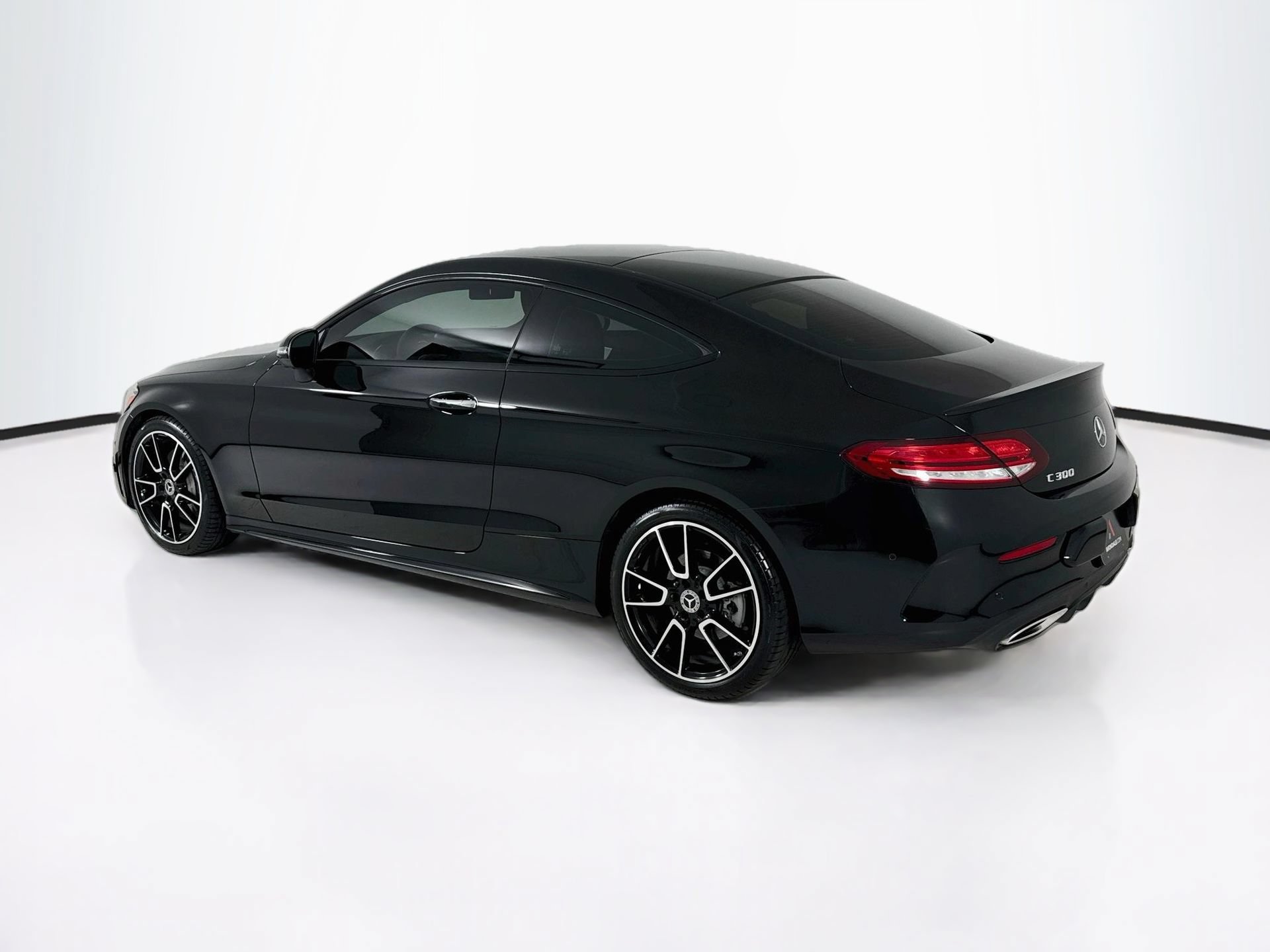 Used 2023 Mercedes-Benz C 300 Coupe image 6