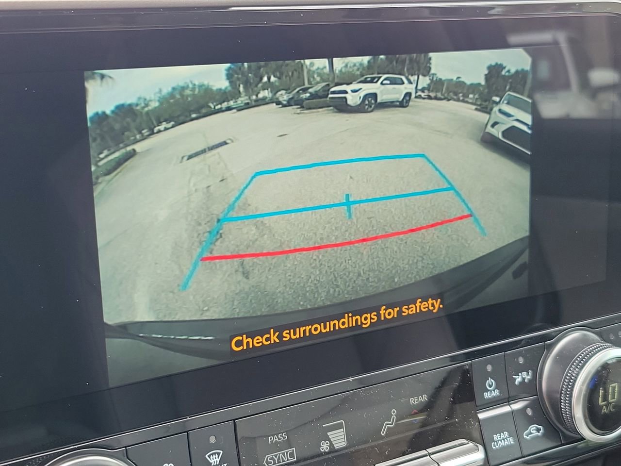 New 2026 Toyota Highlander XLE image 27