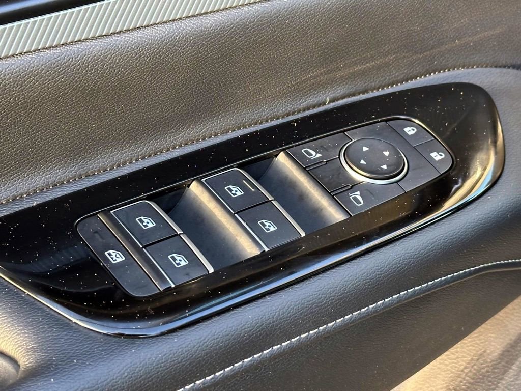 Certified 2025 Nissan Murano SL image 17