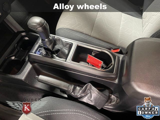 Used 2021 Toyota Tacoma TRD Off-Road image 18