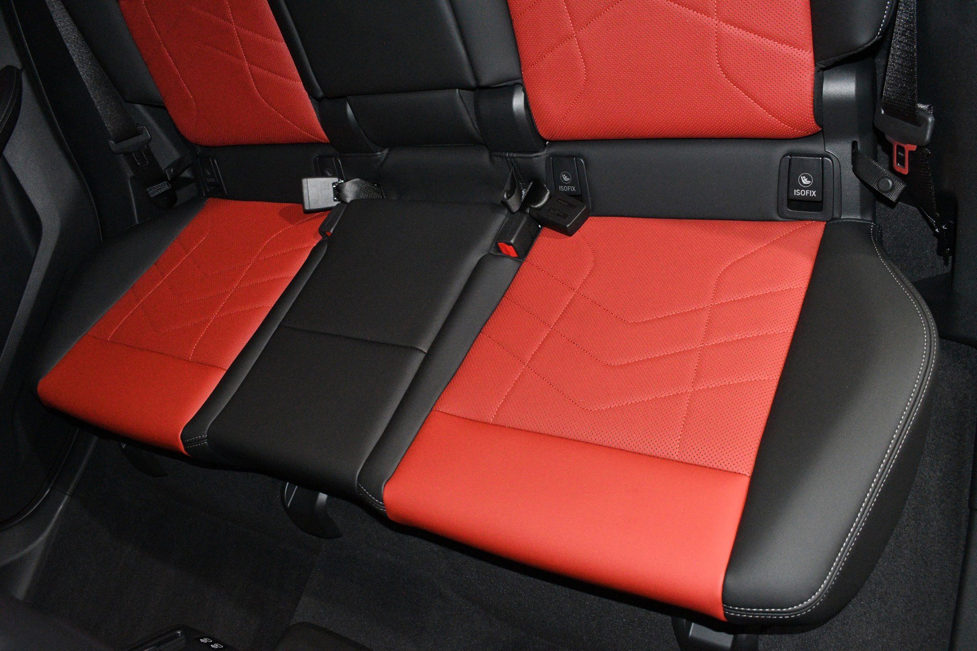 Used 2025 BMW X2 M35i w/ Premium Package AWD/4WD image 19