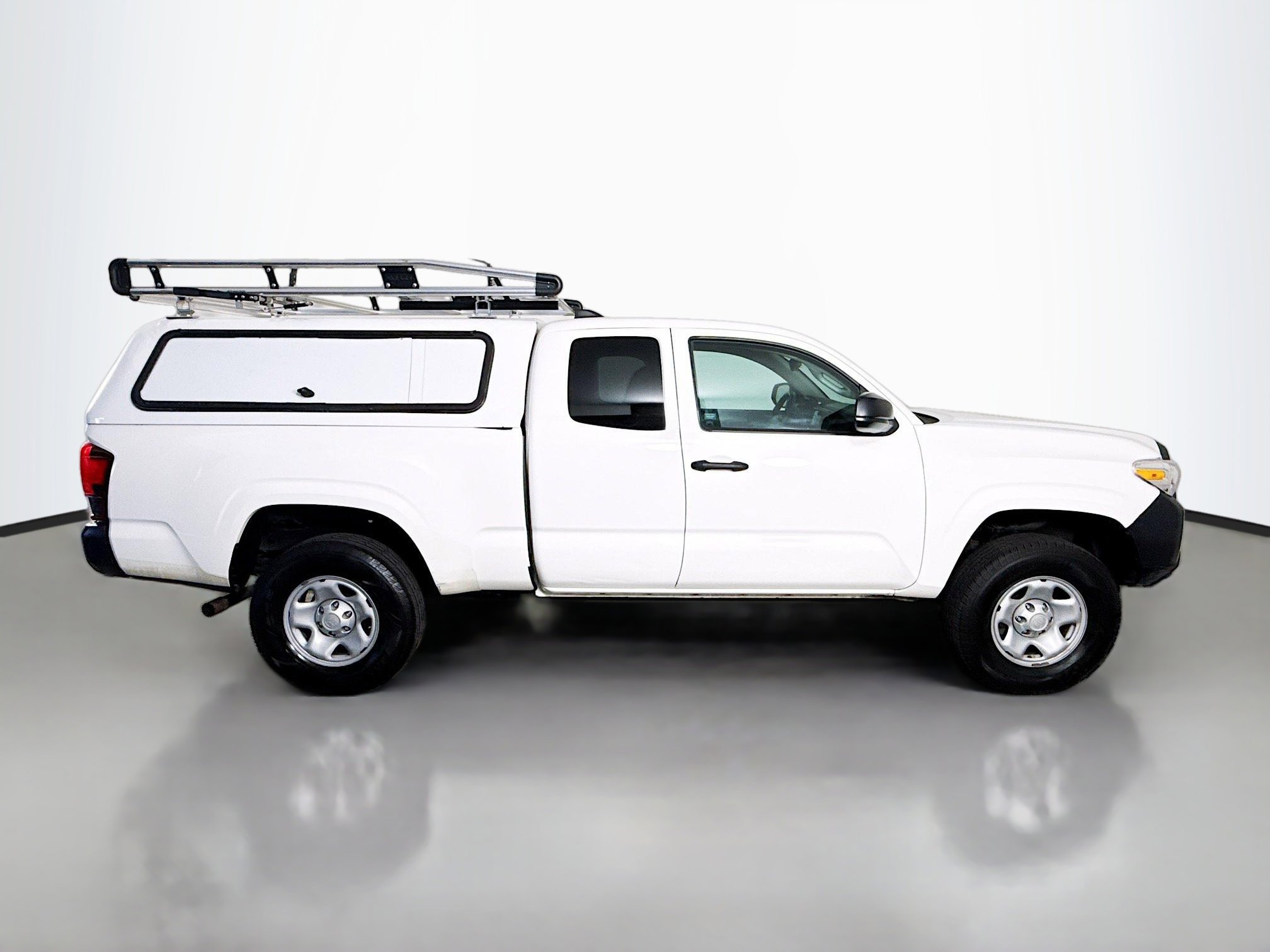 Used 2021 Toyota Tacoma SR image 11