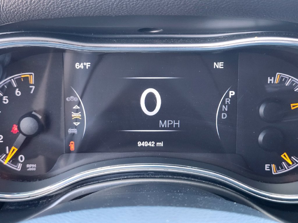 Used 2019 Jeep Grand Cherokee Limited AWD/4WD image 31